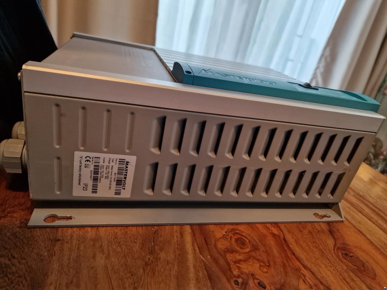 Mastervolt Mass Combi 12/1200-60