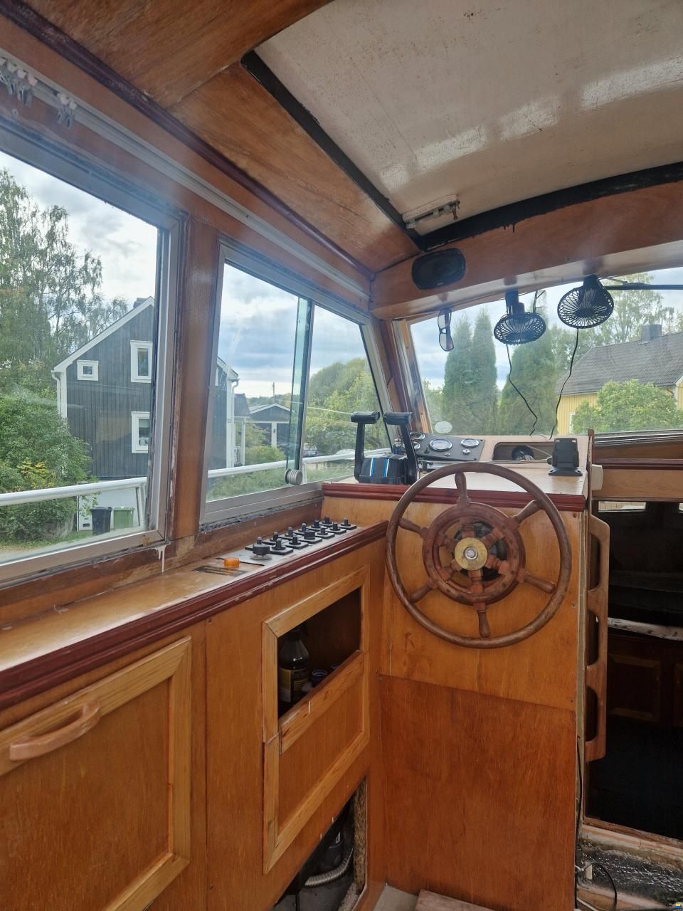 Becker Marine 39