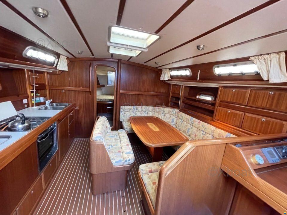 Bavaria 42