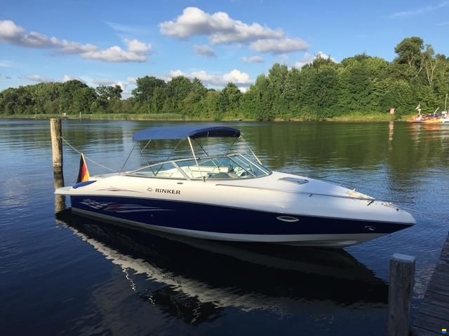 Rinker 262 Captiva Cuddy