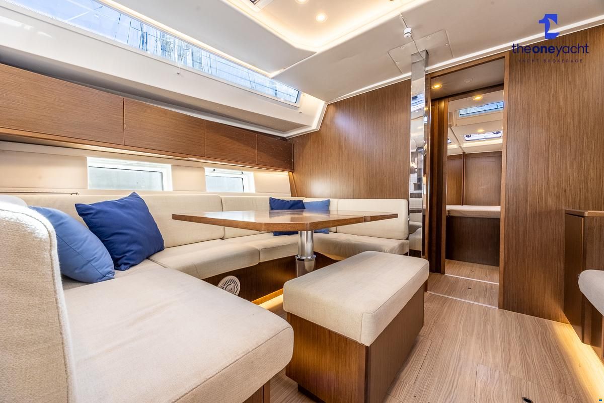 Bavaria C45 Style