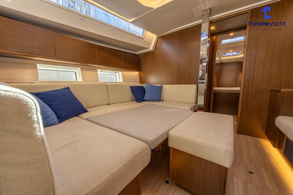 Bavaria C45 Style