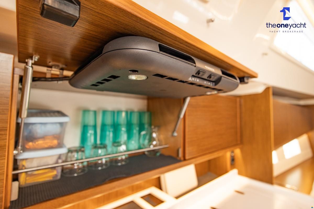 Bavaria C45 Style