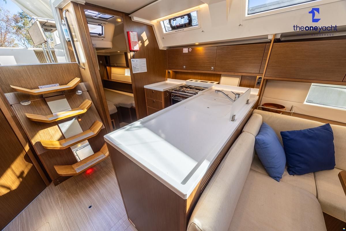 Bavaria C45 Style