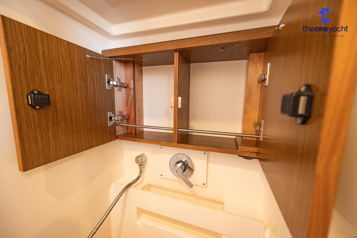 Bavaria C45 Style