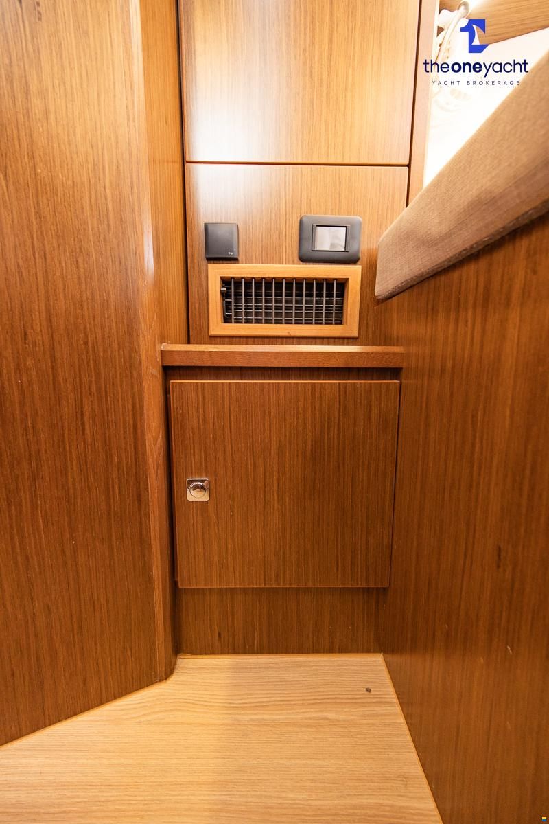 Bavaria C45 Style