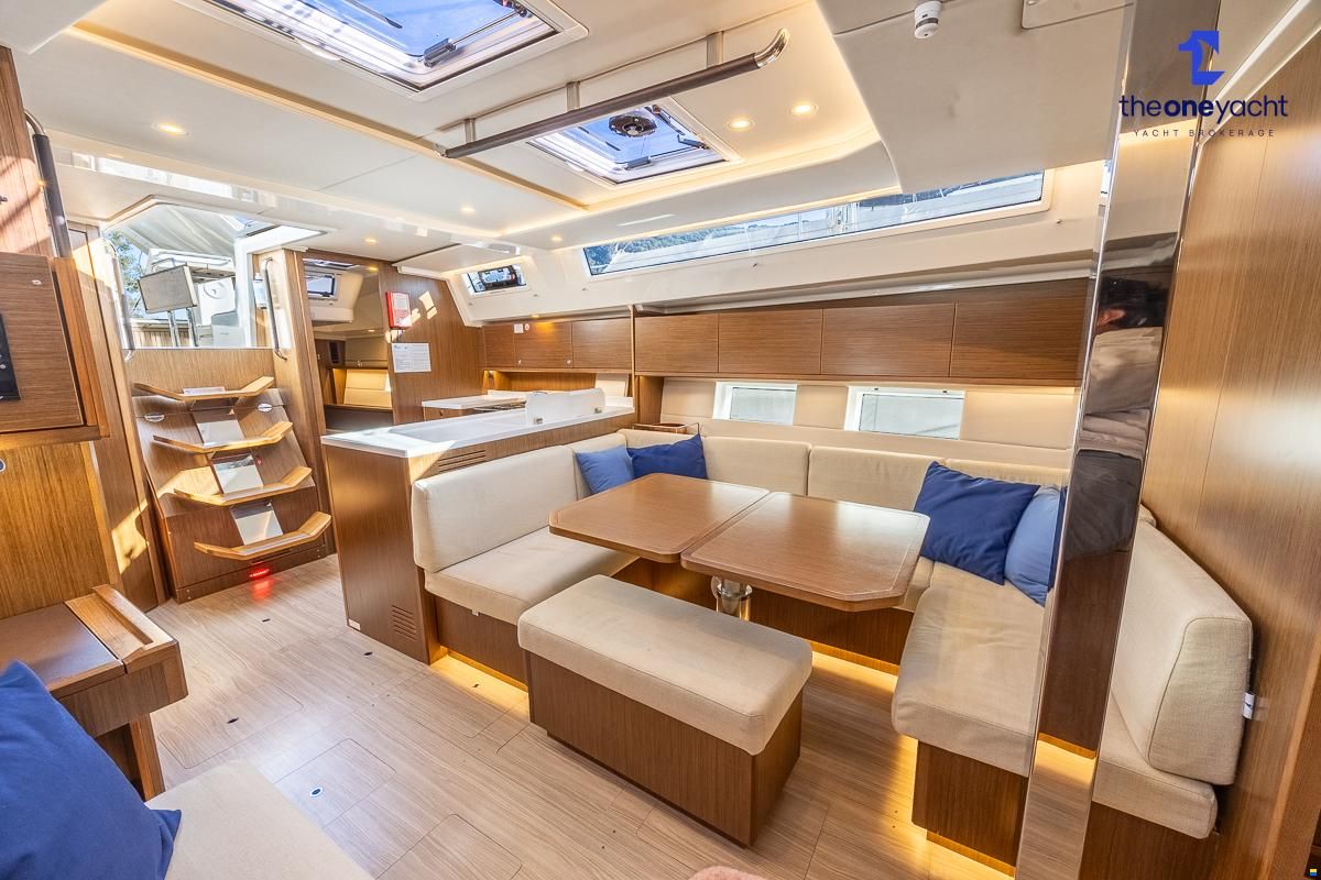Bavaria C45 Style