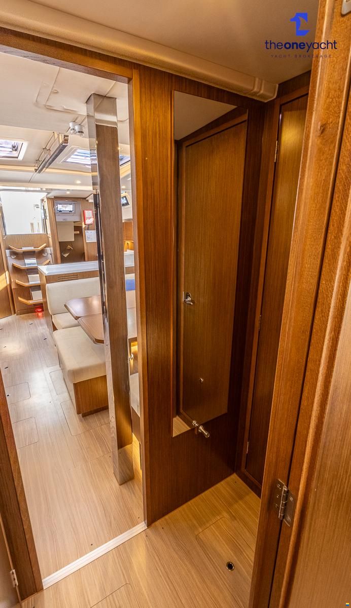 Bavaria C45 Style