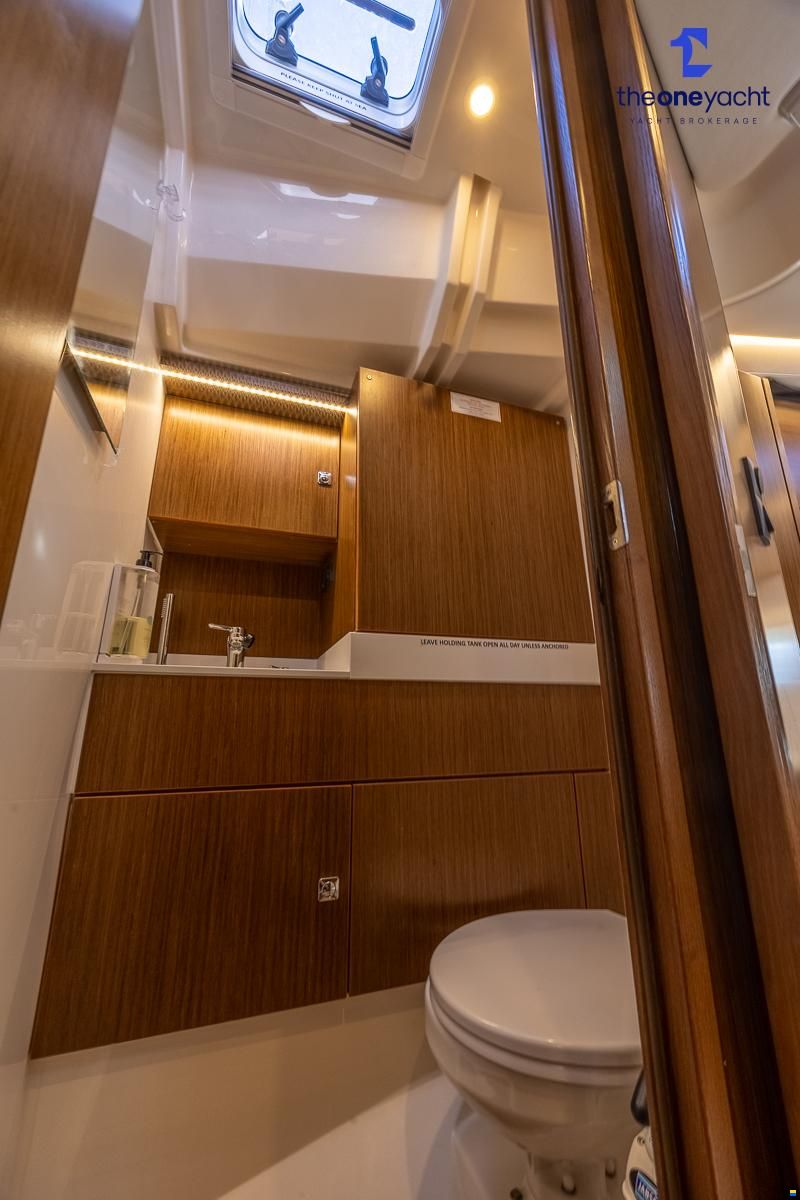Bavaria C45 Style