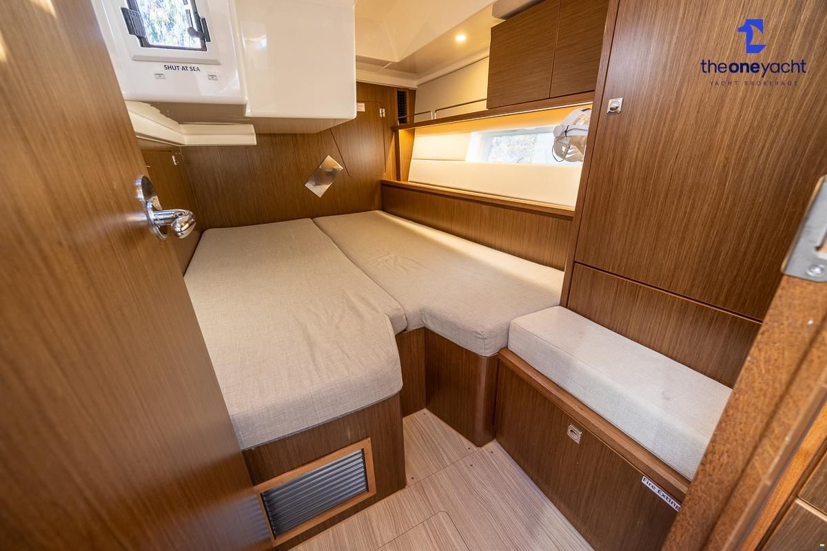 Bavaria C45 Style