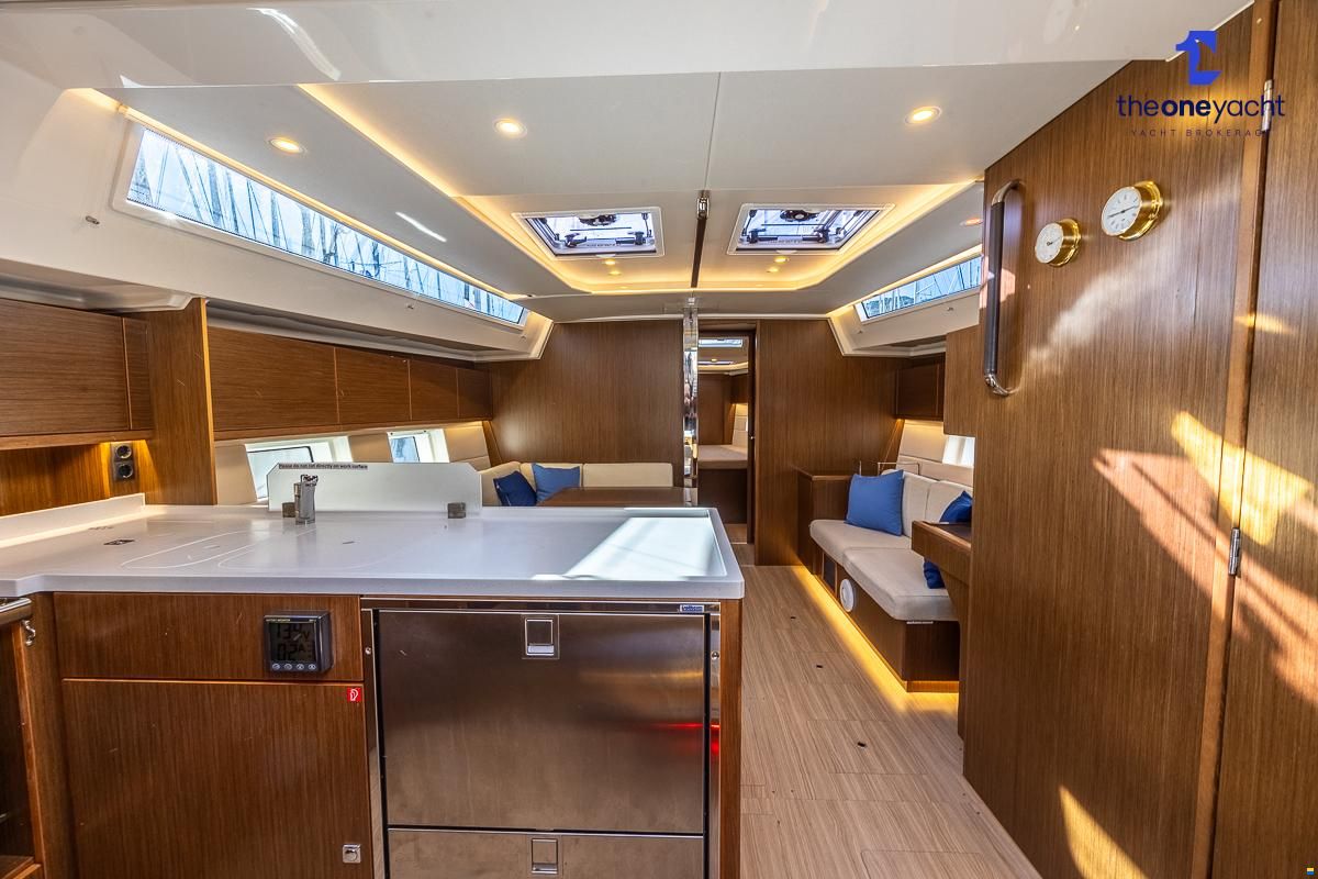 Bavaria C45 Style
