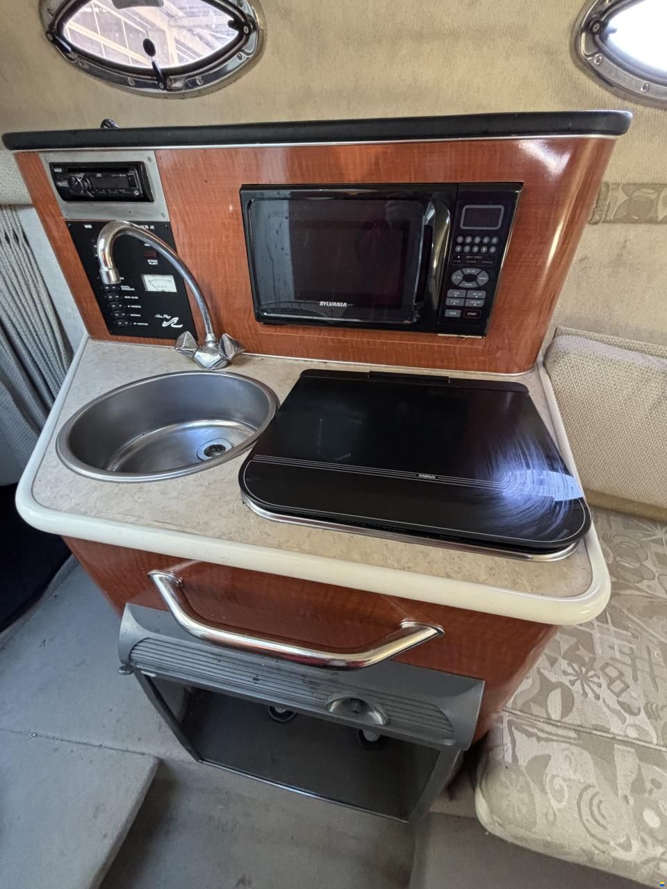 Sea Ray 240 Sundancer