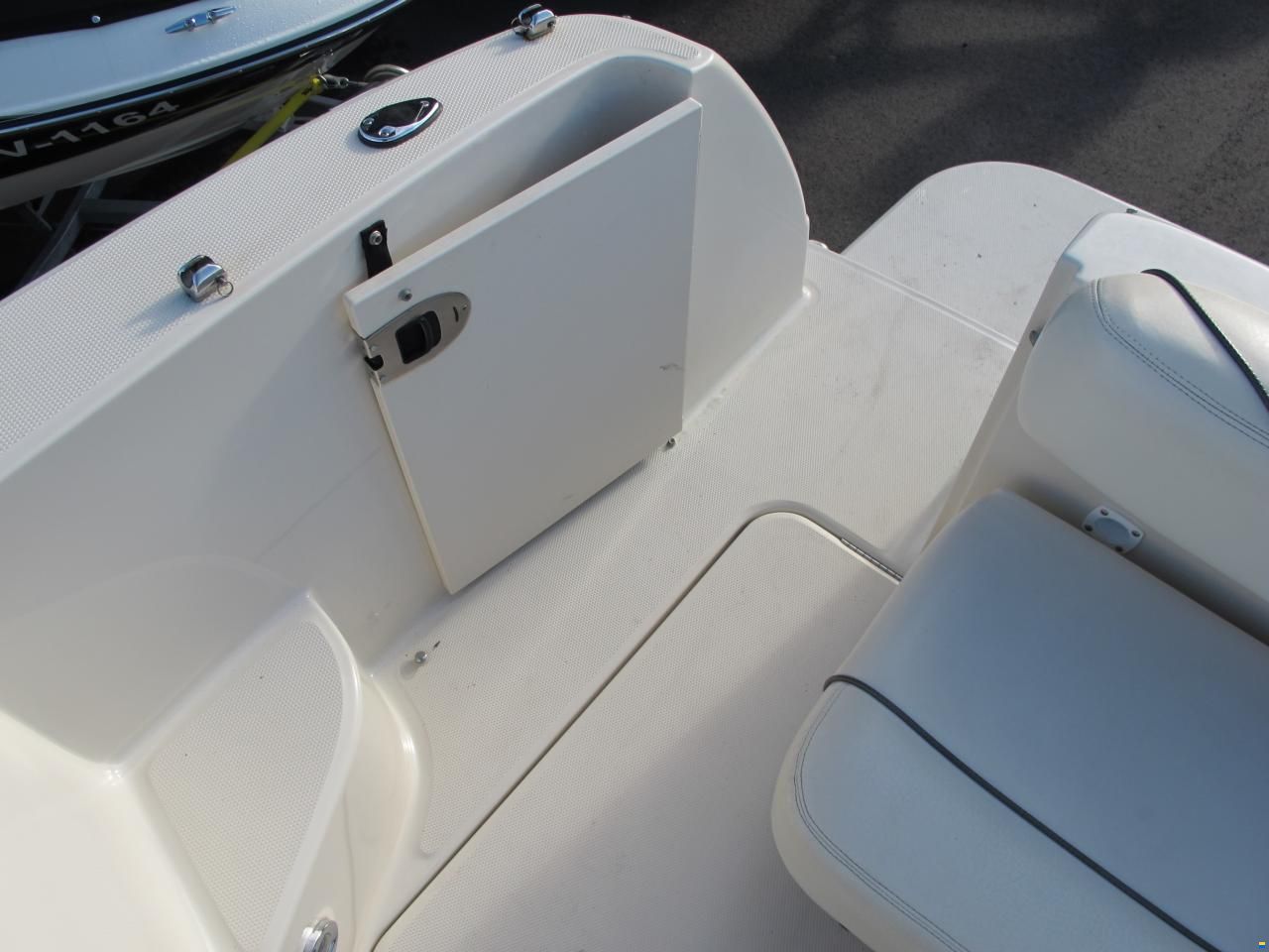 Sea Ray 240 Sundancer