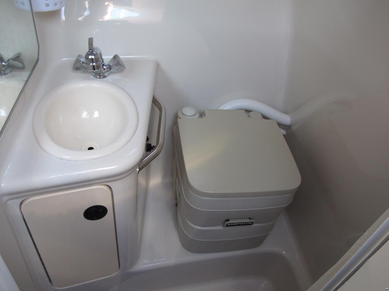Sea Ray 240 Sundancer