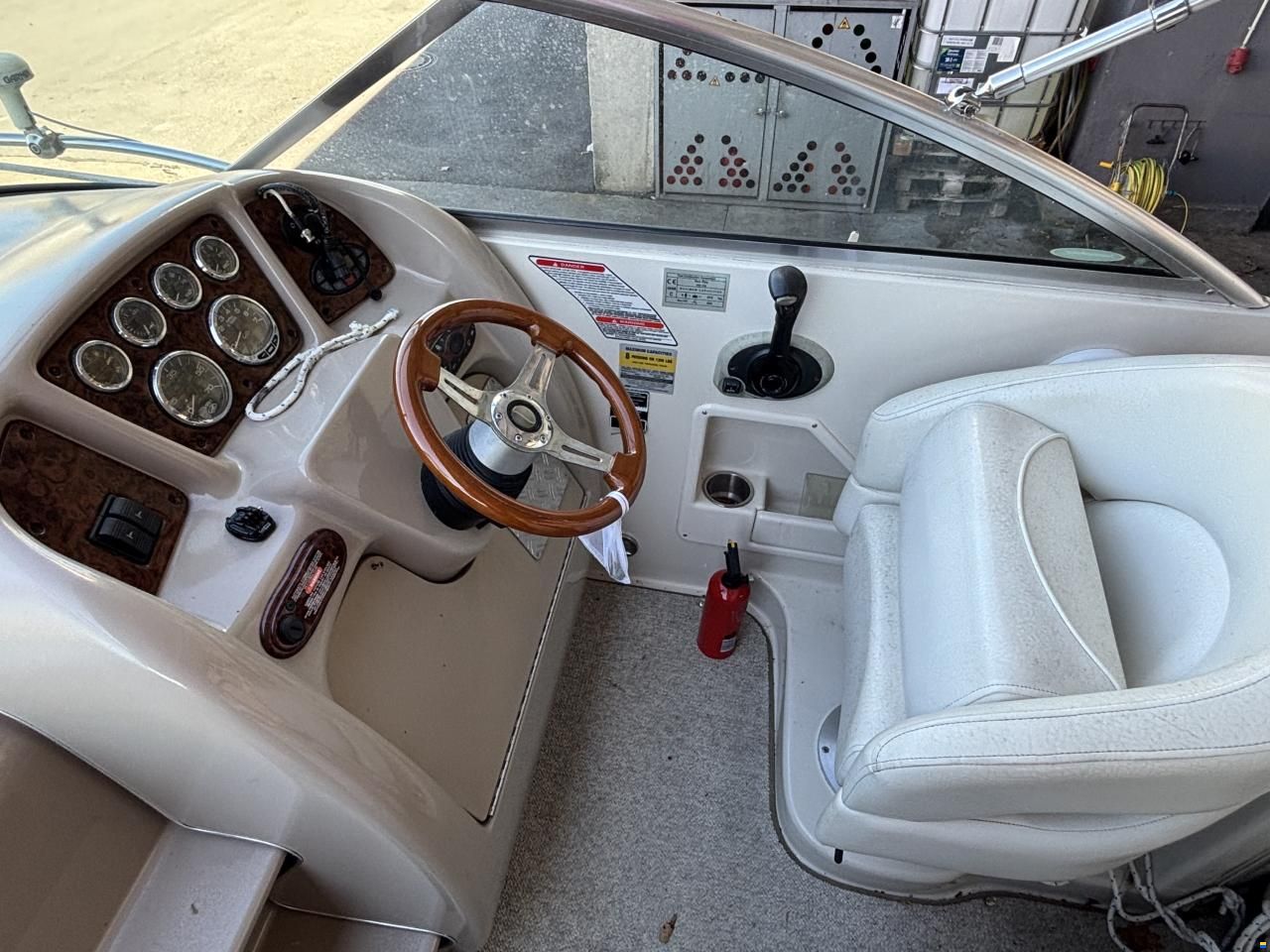 Sea Ray 240 Sundancer