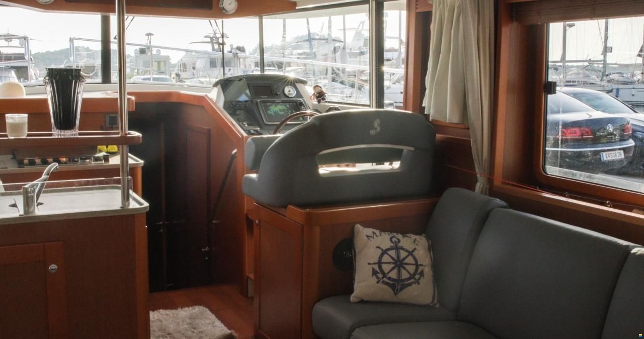 Beneteau Swift Trawler 44