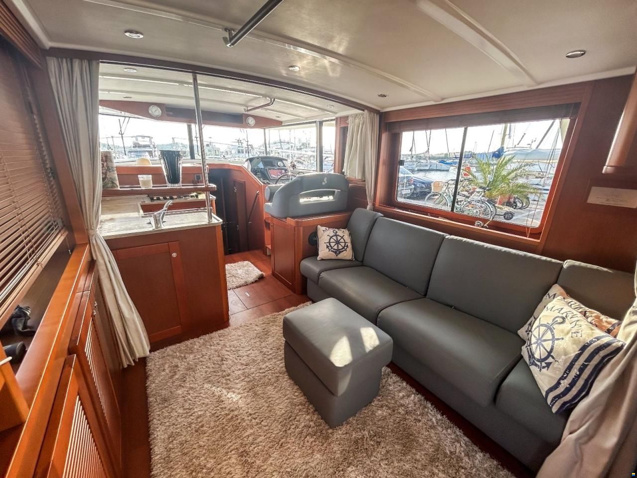 Beneteau Swift Trawler 44