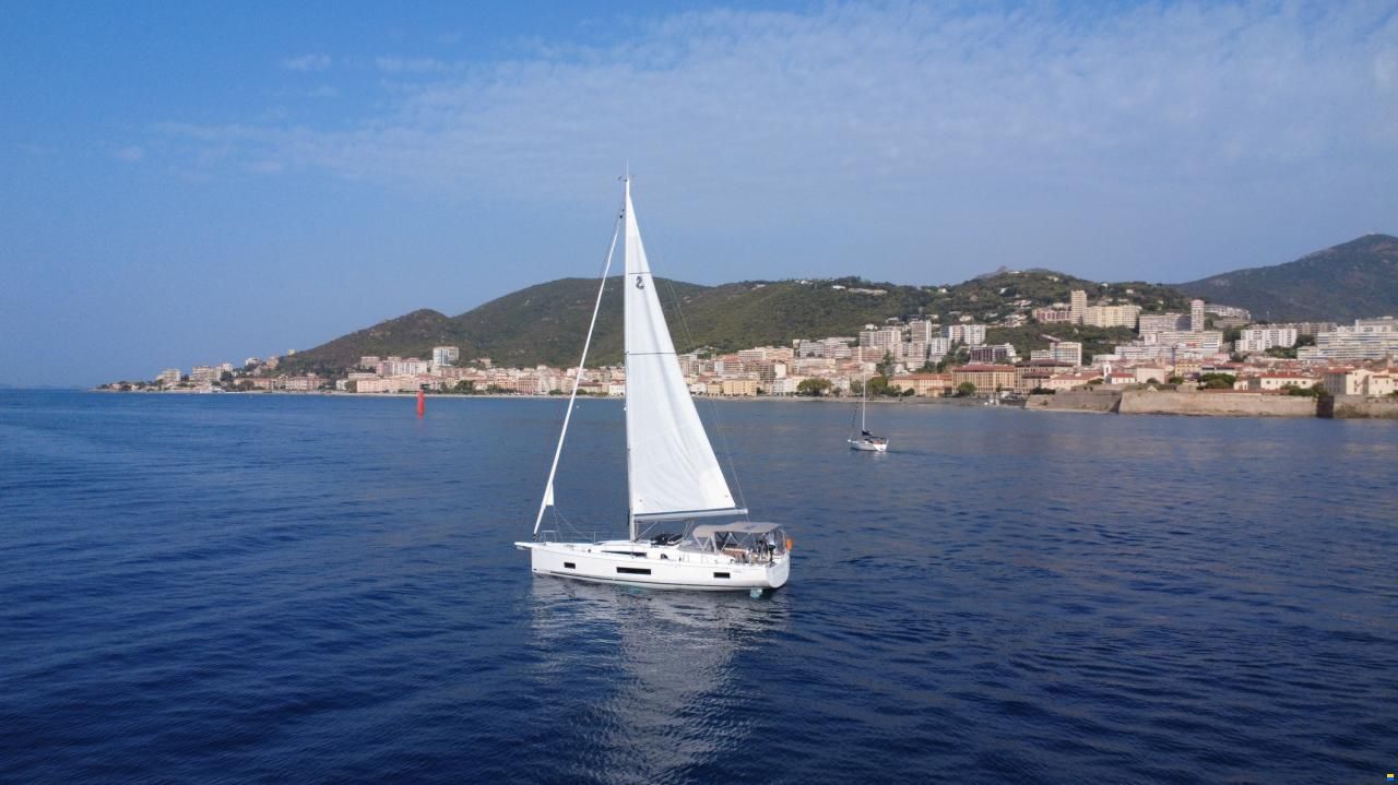 Beneteau Oc&eacute;anis 46.1