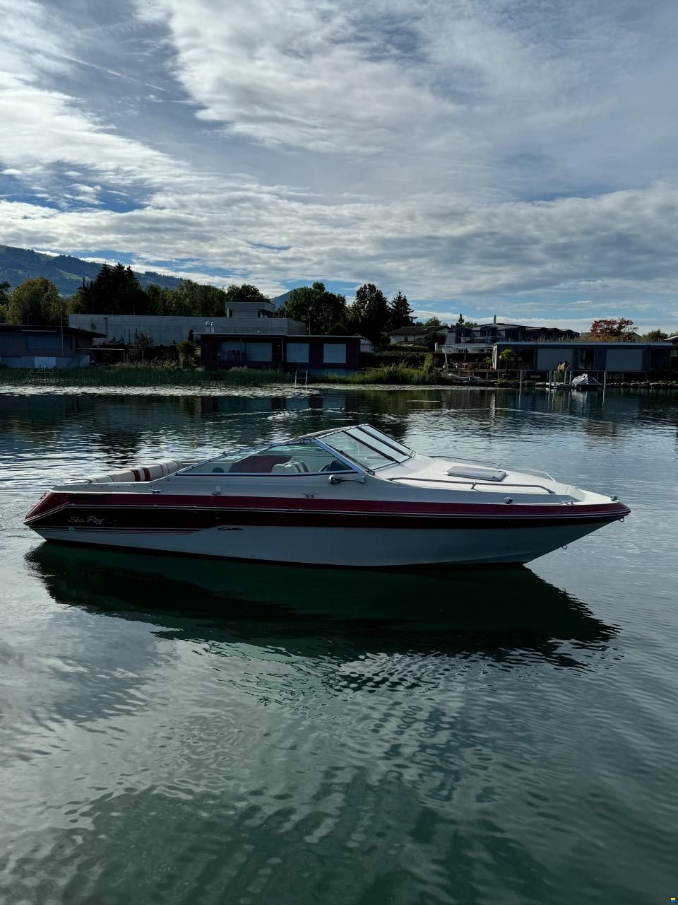 Sea Ray Seville 20 Cuddy