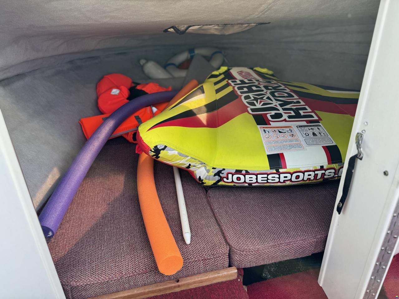 Sea Ray Seville 20 Cuddy