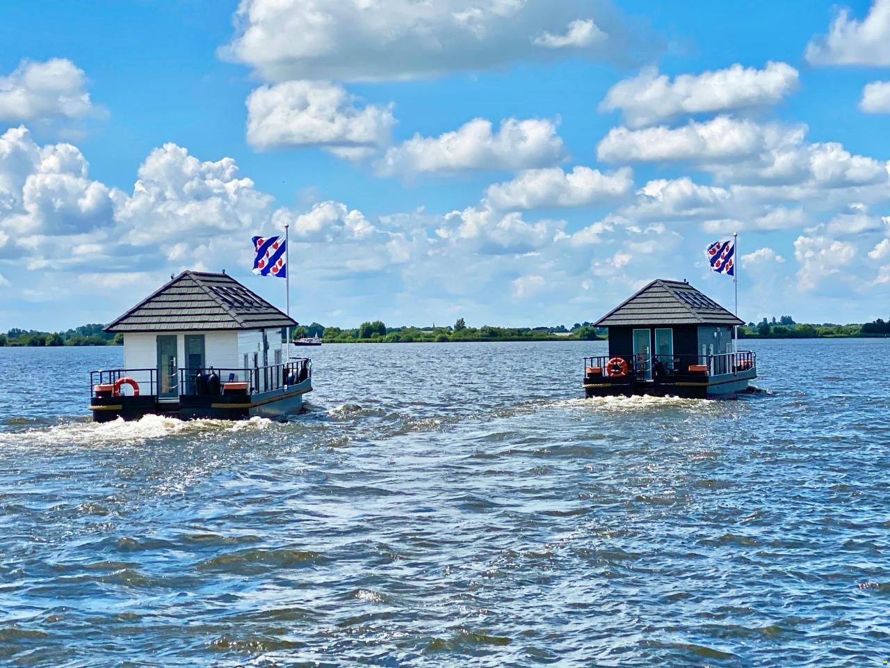 Prins Homeship 1350