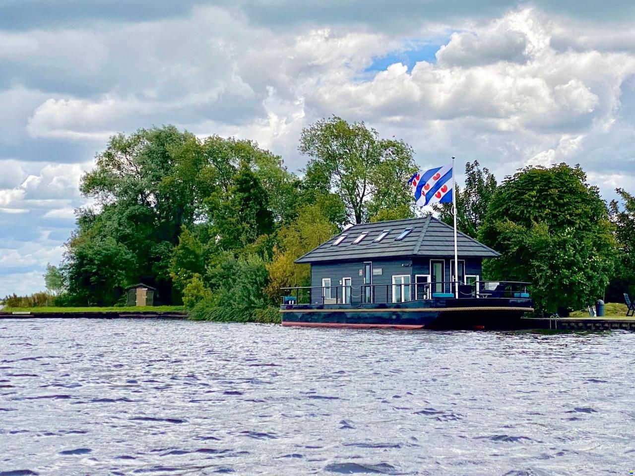 Prins Homeship 1350
