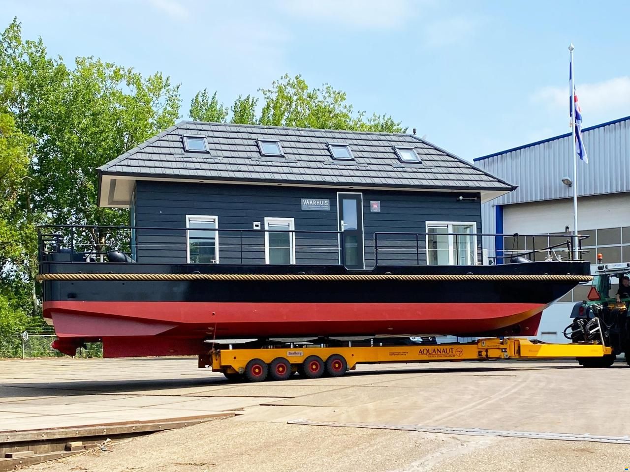 Prins Homeship 1350