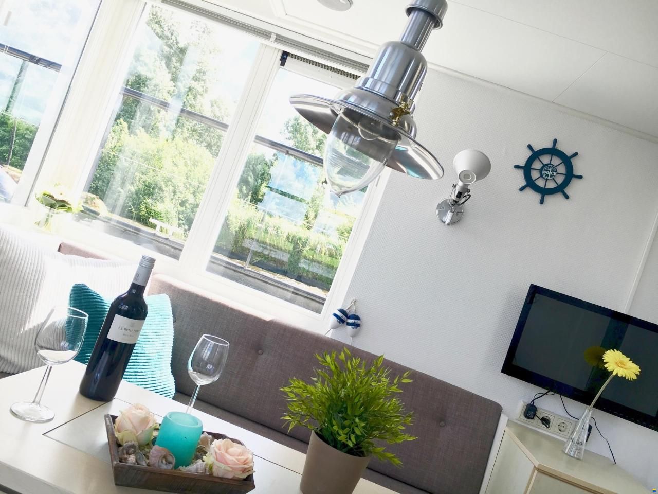 Prins Homeship 1350