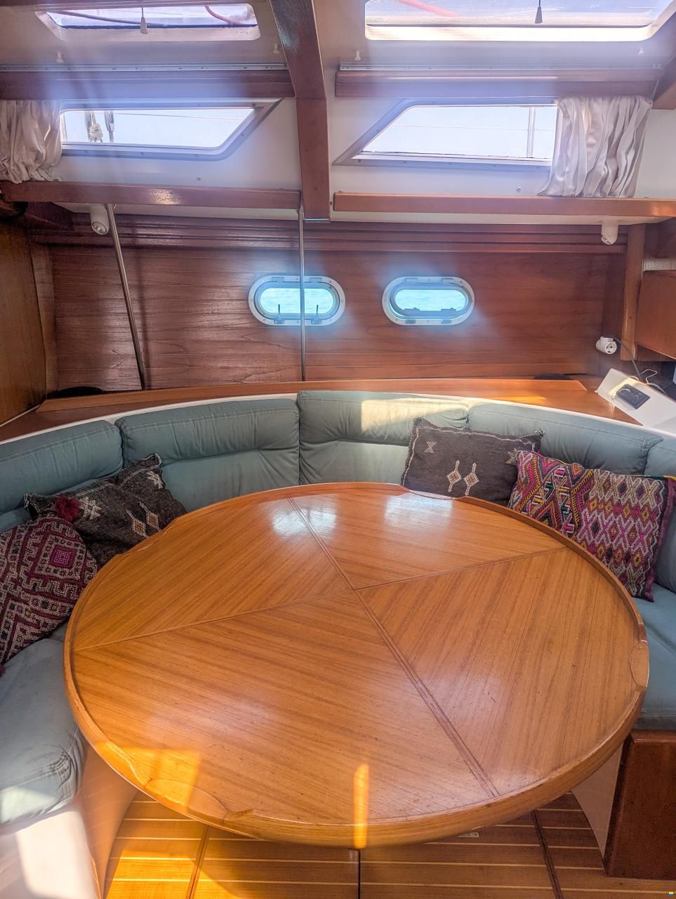Jeanneau Sun Odyssey 42