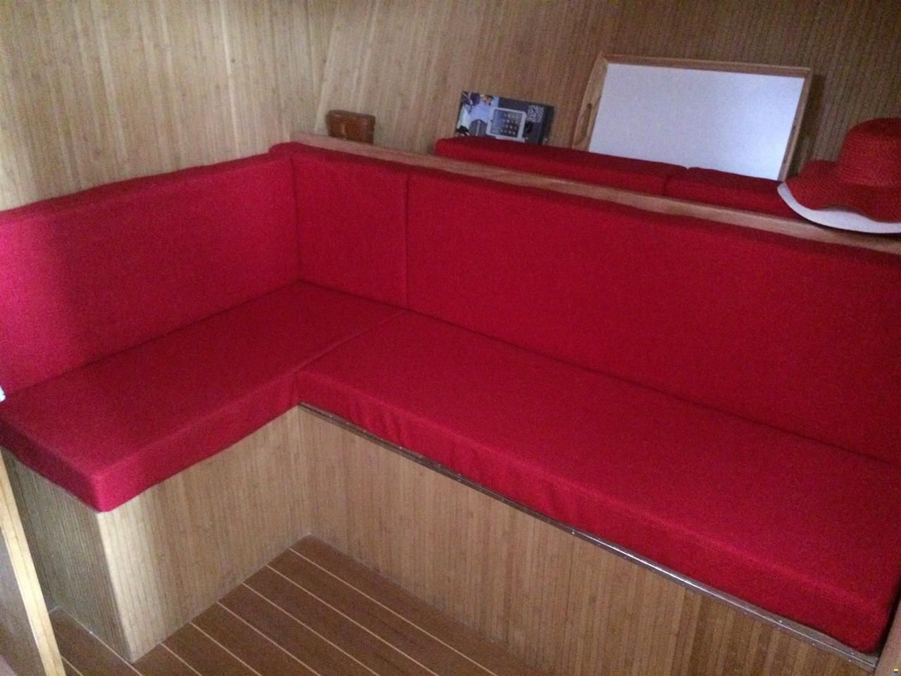 V yacht v 40