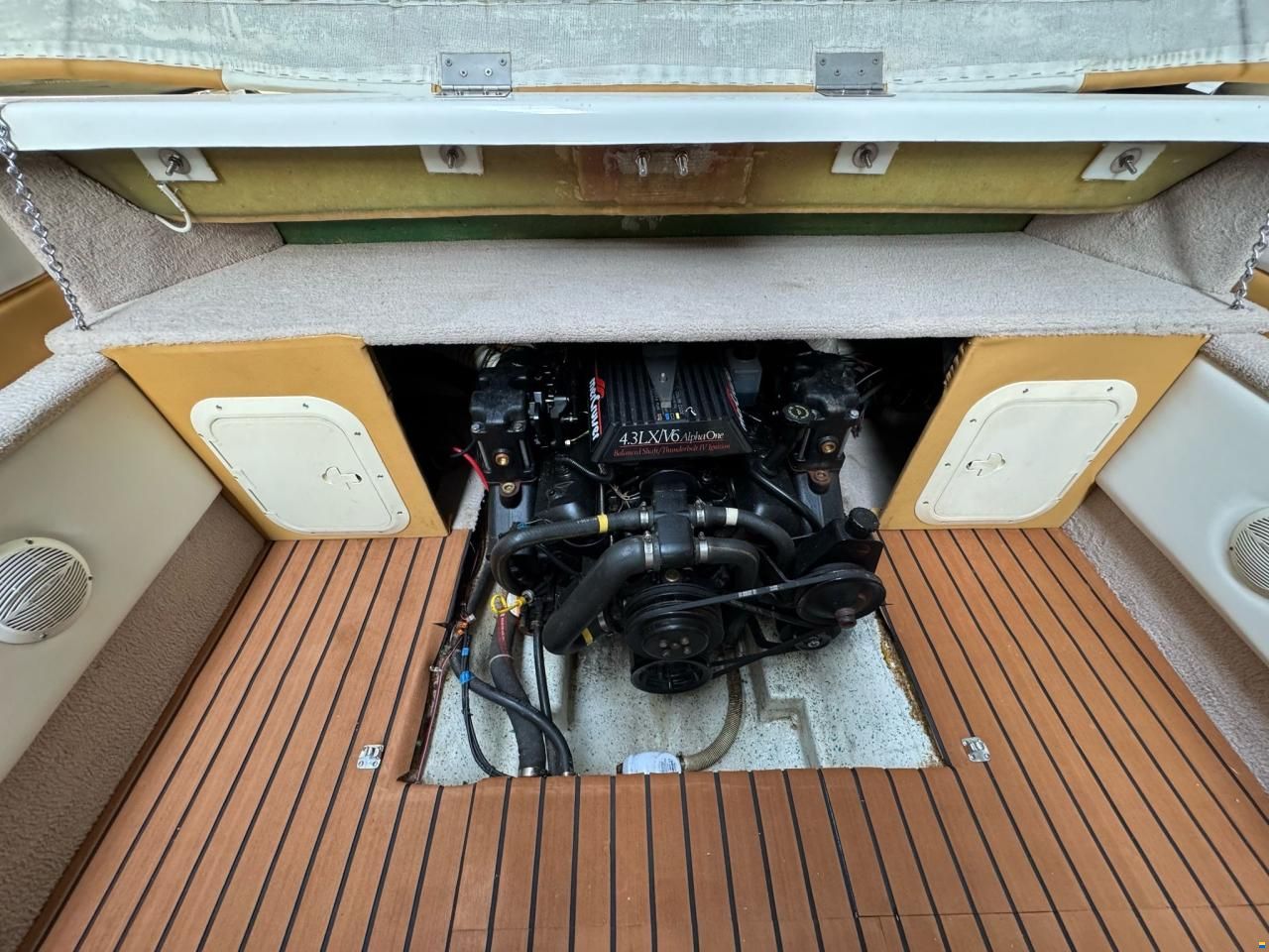 Bayliner 240 XLE Cutter