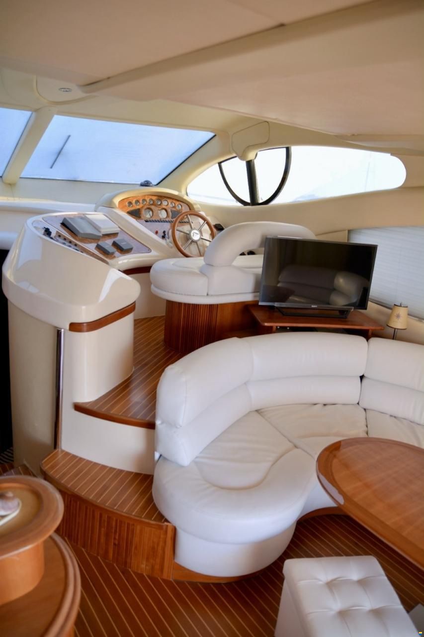 Azimut 46 Fly