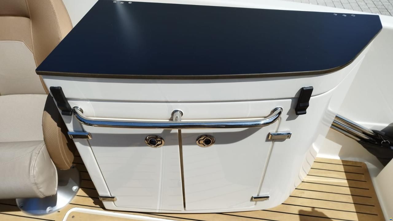 Quicksilver 755 Activ Cruiser