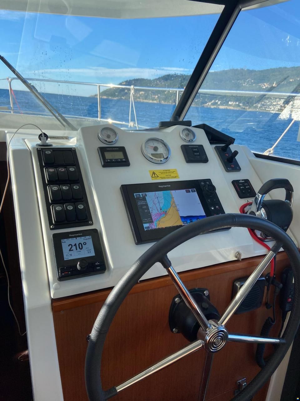 Beneteau Swift Trawler 30 (2017)