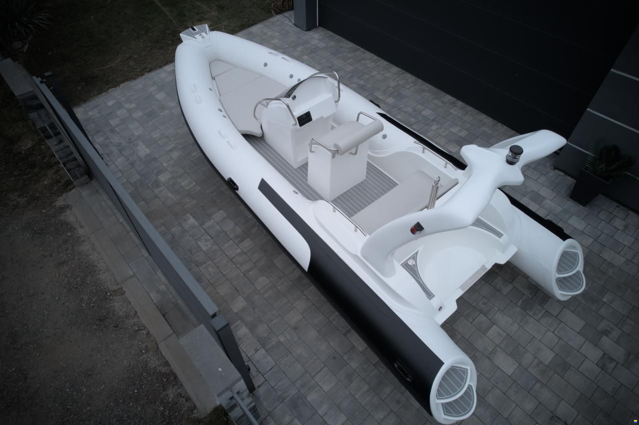 RIB 580B