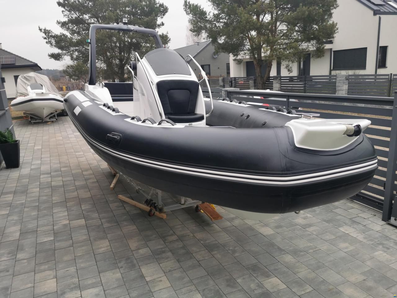 RIB 580B