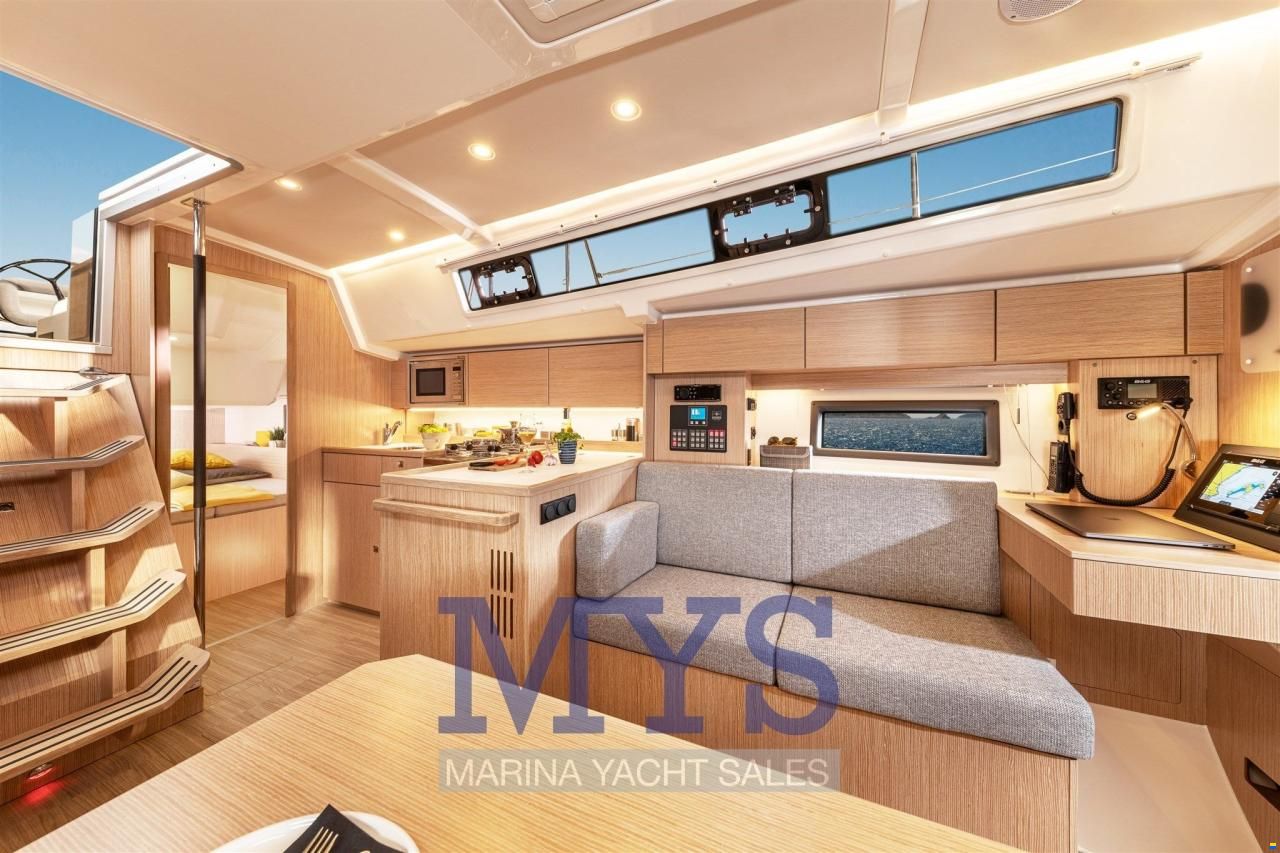 Bavaria C38