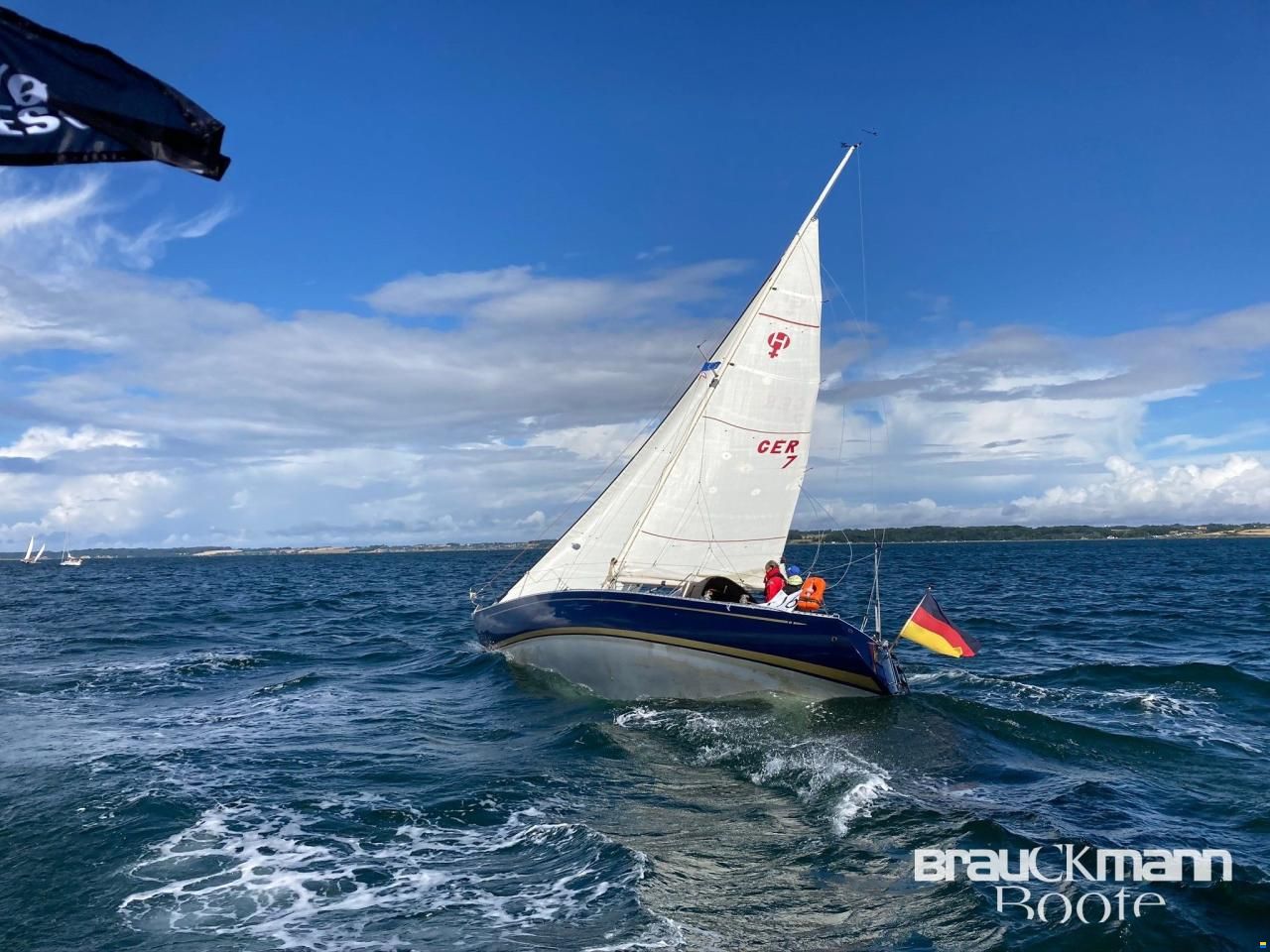 Helmsman 1200