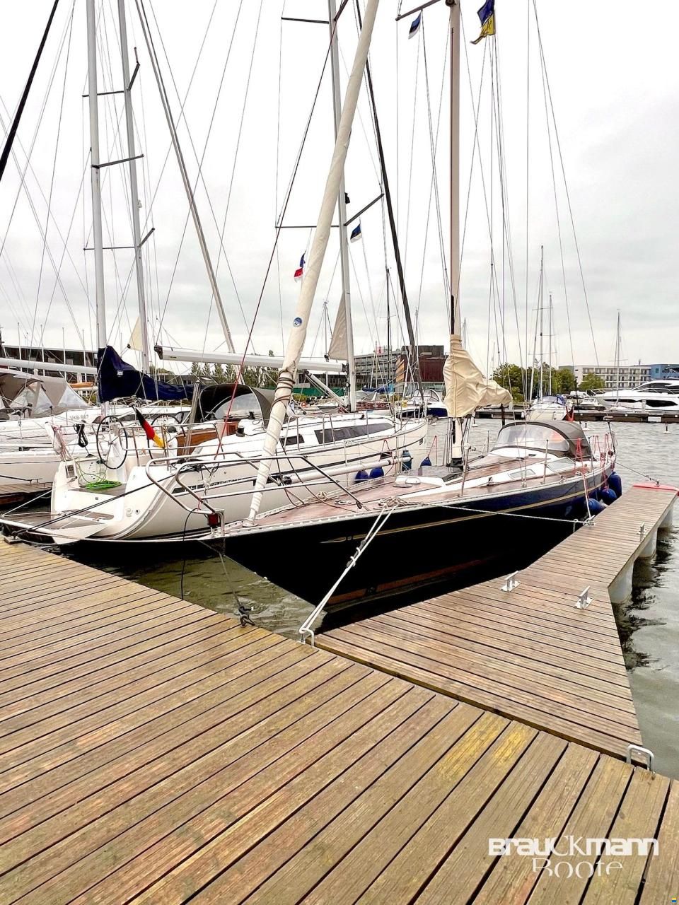 Helmsman 1200