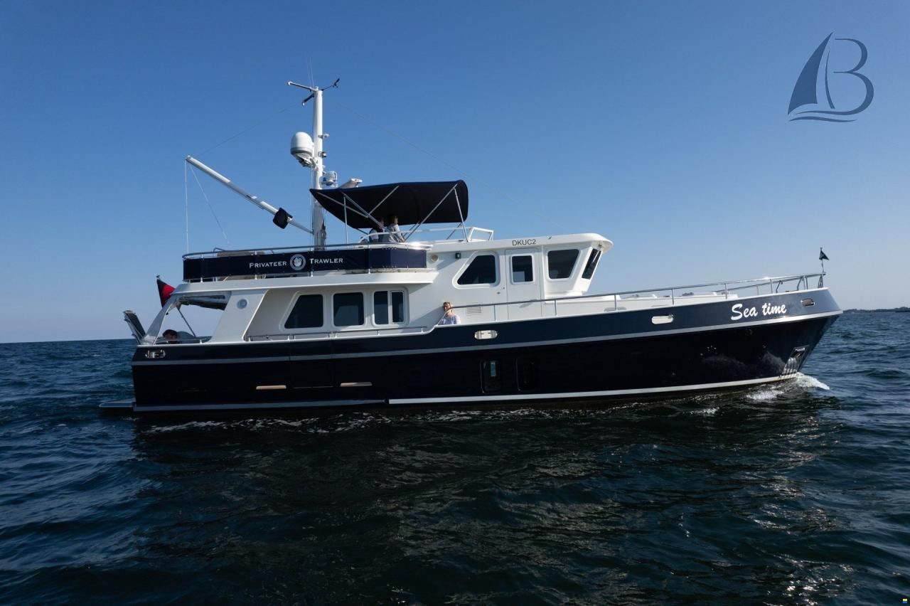 Privateer Trawler 50