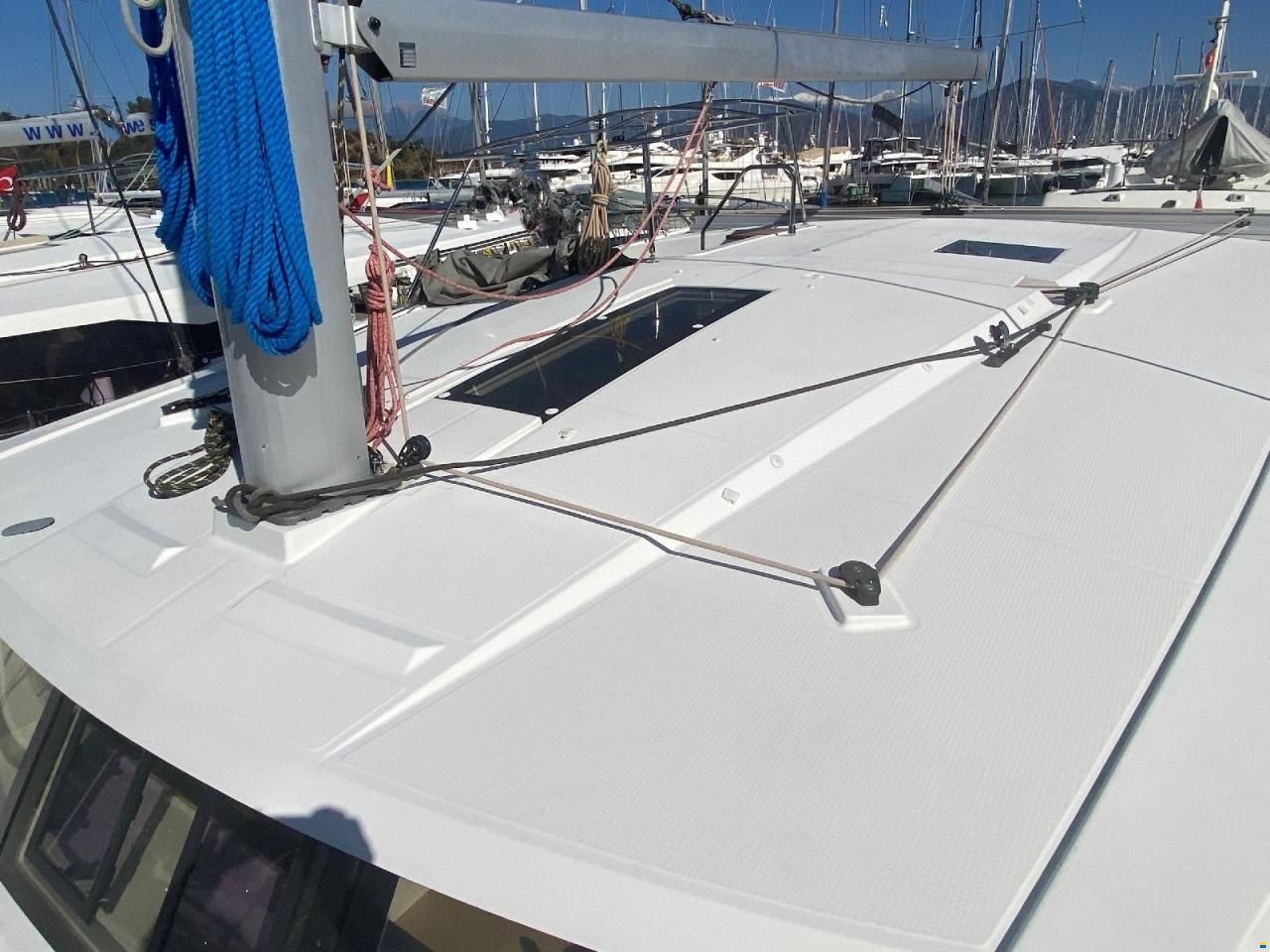 Fountaine Pajot Lucia 40