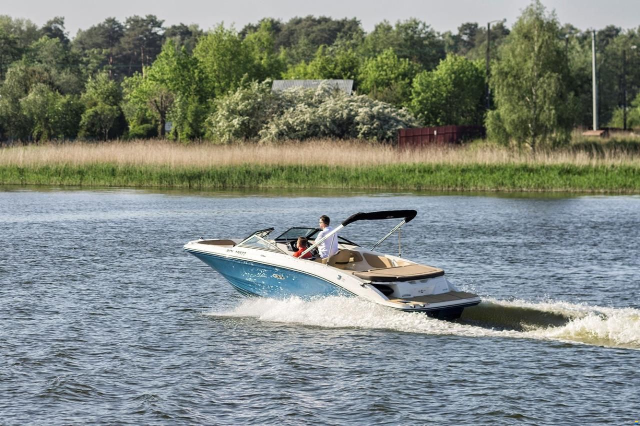 Sea Ray 210 SPX