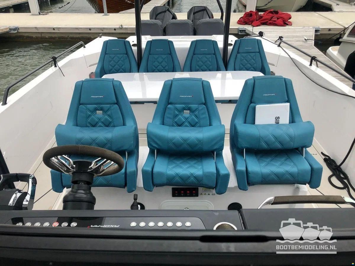 Axopar 37 SUN TOP, BRABUS LINE