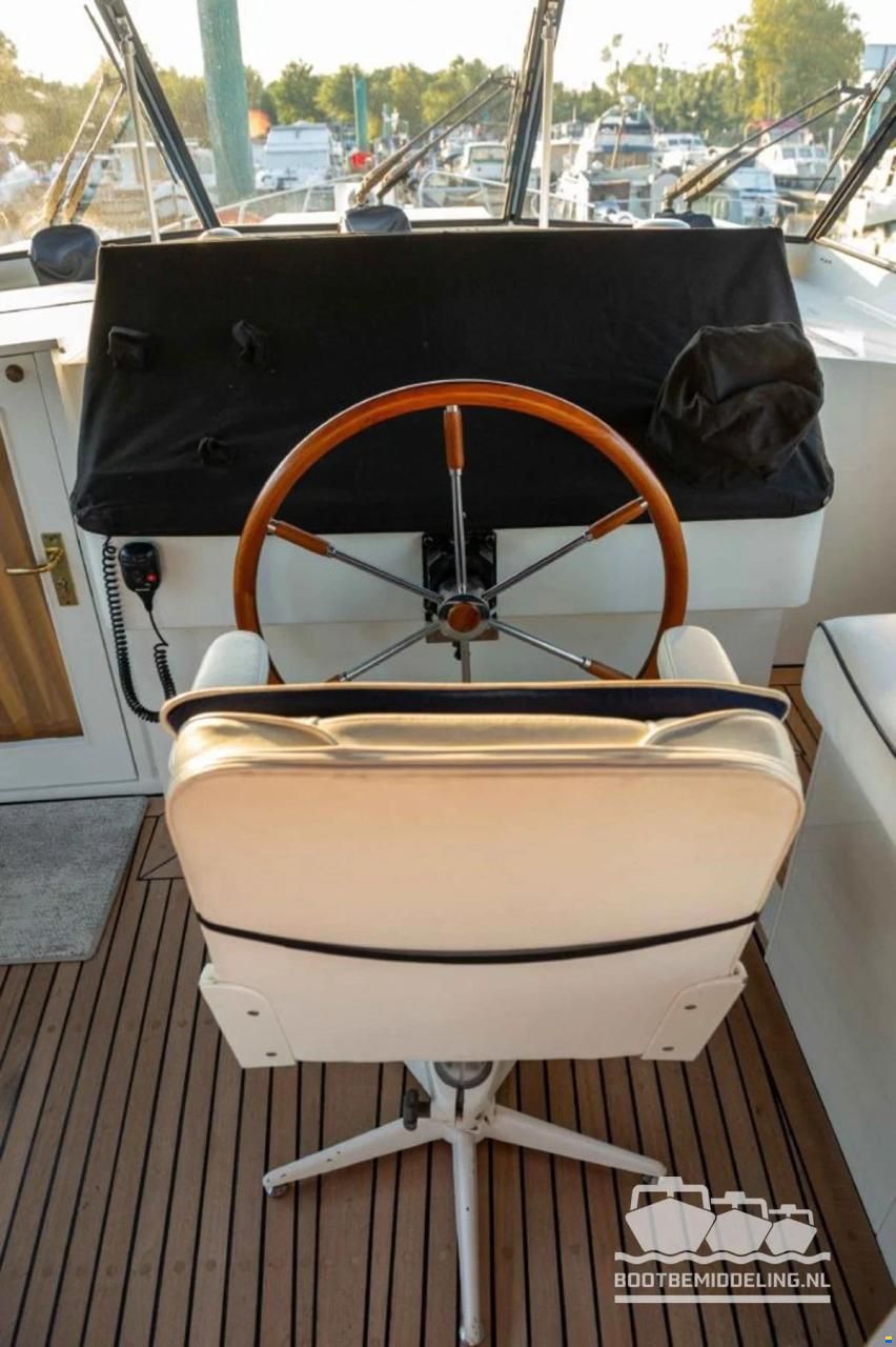 Valk Royal 45