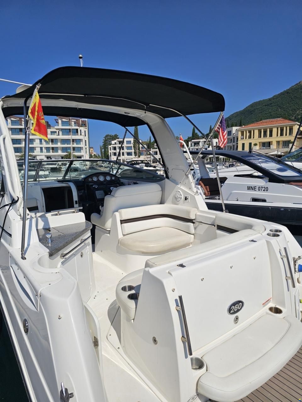 Rinker 260