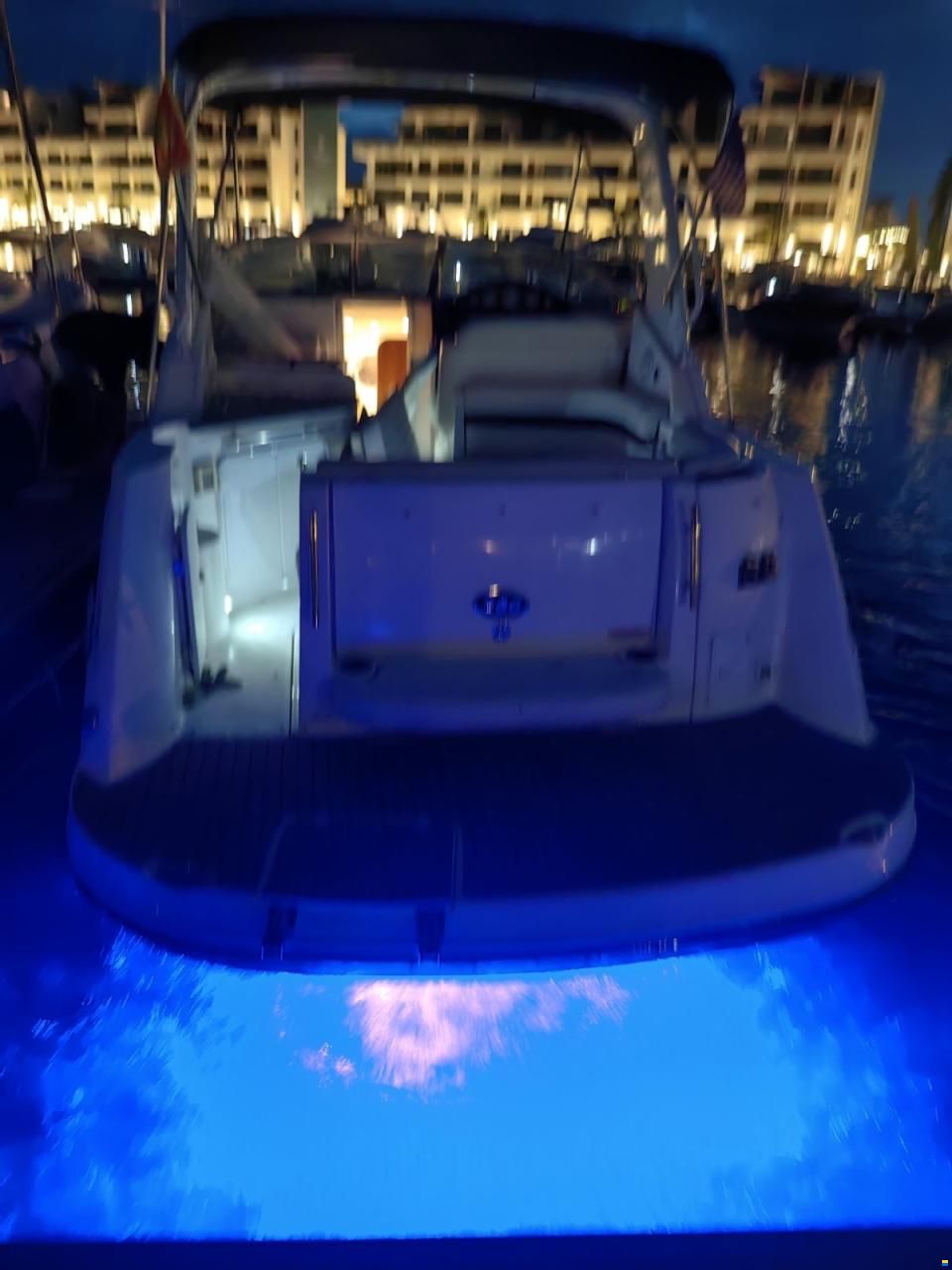 Rinker 260