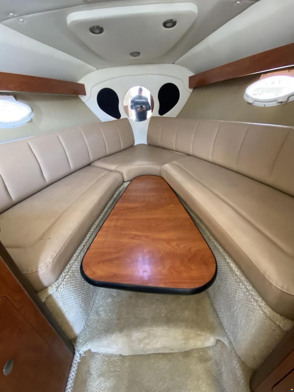 Rinker 260