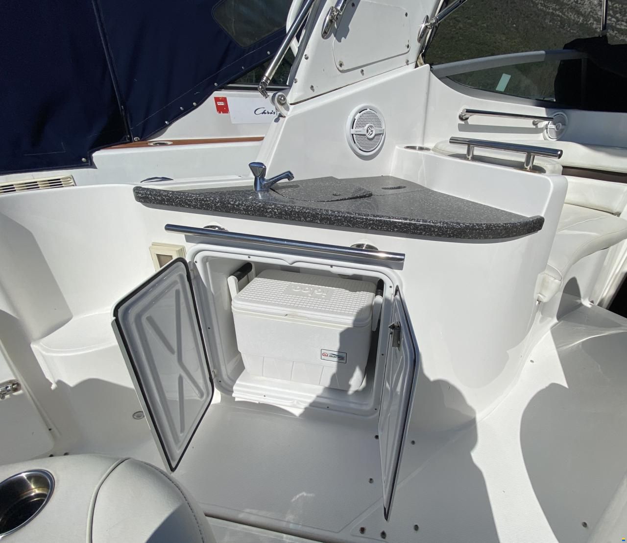 Rinker 260