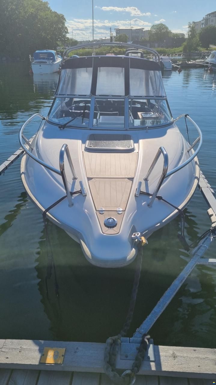 Uttern D66 Exclusive