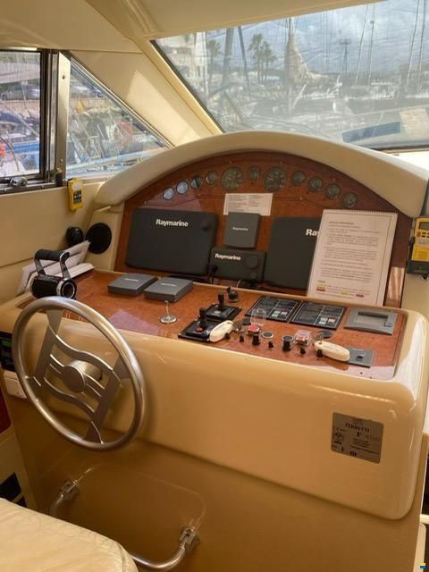 Ferretti 480
